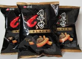 Nongshim Shrimp Crackers Black Truffle Flavor - 2.53 oz